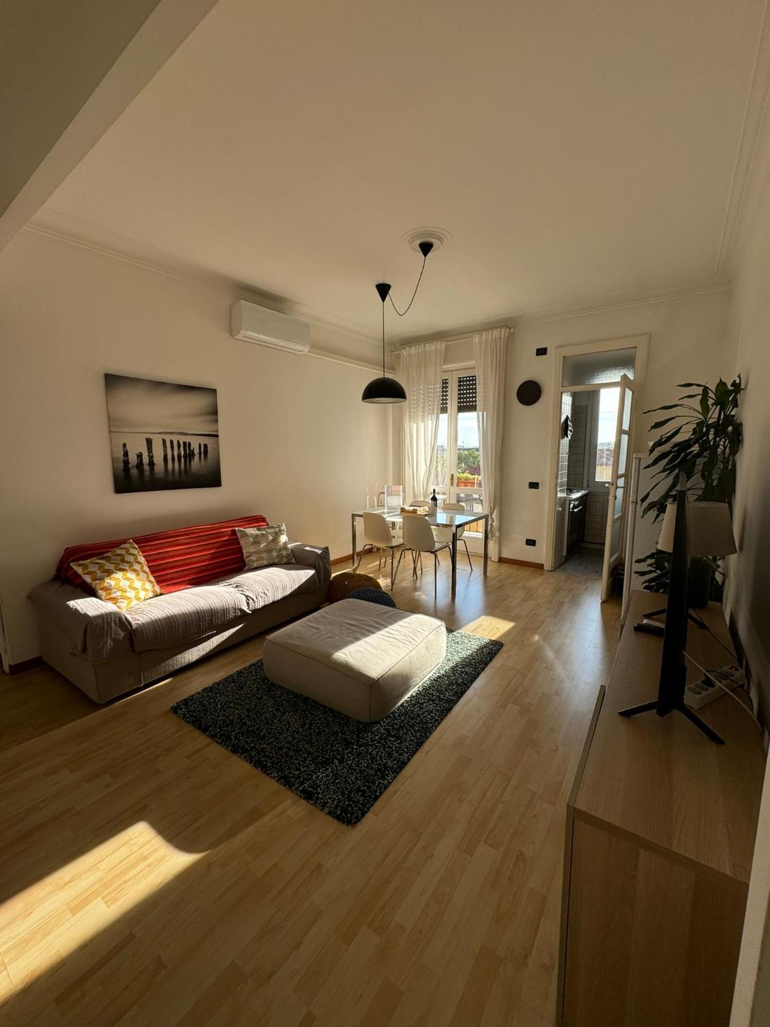 Trilocale Con Due Balconi A Isola Porta Nuova Apartman Milánó Kültér fotó